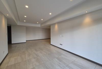 3 Bed Apartment with En Suite at Spring Valley - 2