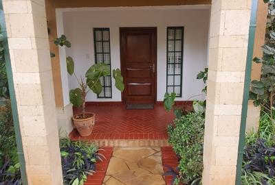 5 Bed Townhouse with En Suite in Lavington