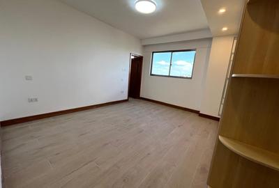 4 Bed Apartment with En Suite in Lavington - 3