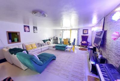 3 Bed Apartment with Parking in Garden Estate