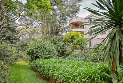 Serviced 2 Bed Apartment with Backup Generator in Muthaiga