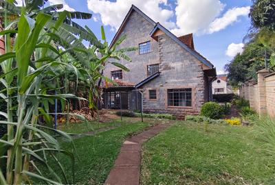 5 Bed Villa with En Suite in Lavington