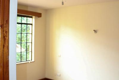 3 Bed Apartment with En Suite in Kileleshwa