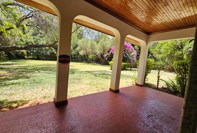 5 Bed Apartment with En Suite in Kyuna - 2