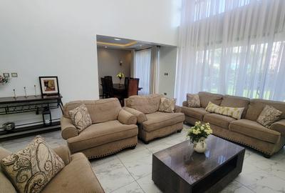 4 Bed House with En Suite in Runda - 3