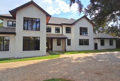 5 Bed House with En Suite at Runda Road - 3