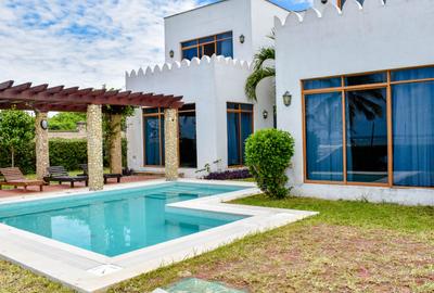 4 Bed Villa with En Suite at Kikambala