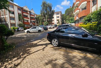 3 Bed Apartment with En Suite at Lavington