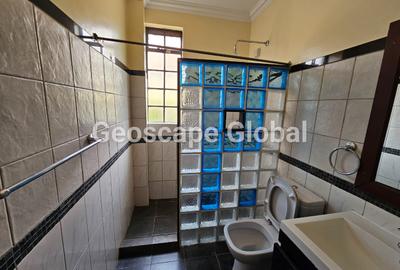 5 Bed House with En Suite in Kitisuru