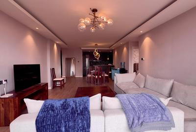 3 Bed Apartment with En Suite at Brookside - 4