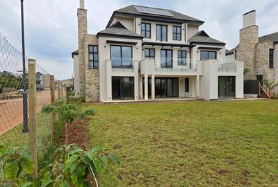 4 Bed Villa with En Suite in Runda - 2