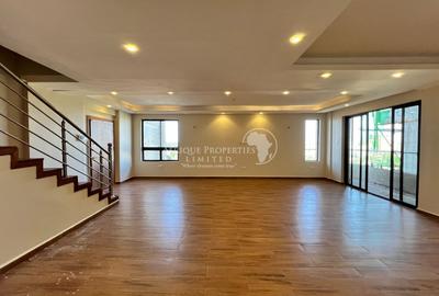 5 Bed House with Gym in Parklands