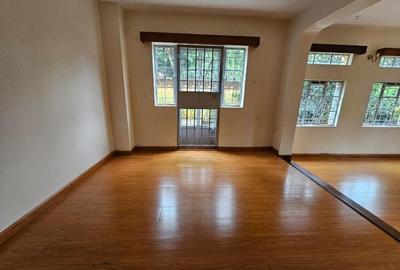 5 Bed Townhouse with En Suite at Lavington Mall