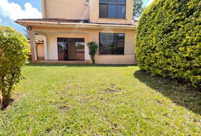 5 Bed Townhouse with En Suite in Lavington