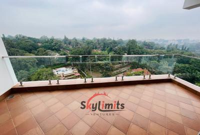 3 Bed Apartment with En Suite in Parklands