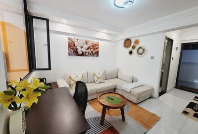 Serviced 1 Bed Apartment with En Suite at 23 Westlands Road - 2