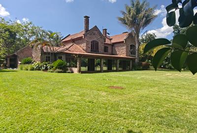 5 Bed House with En Suite in Karen