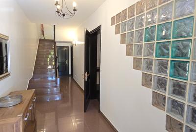 4 Bed Townhouse with En Suite at Brookside Grovelia Grove - 2