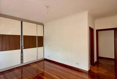 4 Bed Townhouse with En Suite at Kaputei Gardens - 2