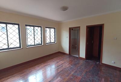 5 Bed Townhouse with Staff Quarters in Lavington