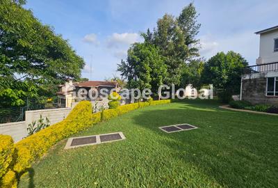 5 Bed House with En Suite in Gigiri