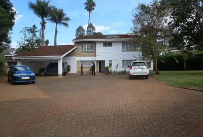 4 Bed House with En Suite in Gigiri