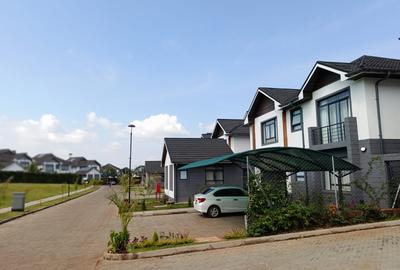 4 Bed Townhouse with En Suite at Five Star Paradise