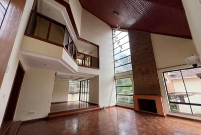 5 Bed Townhouse with En Suite at Convent Drive