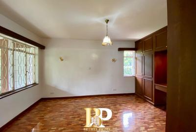 5 Bed House with Garden in Runda