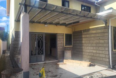 4 Bed House with En Suite in Syokimau