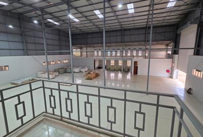 15,000 ft² Warehouse with Backup Generator in Tatu City - 3