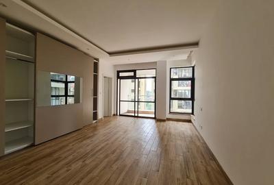 3 Bed Apartment with En Suite at Riverside Drive - 3