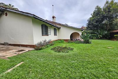 4 Bed House with En Suite in Loresho