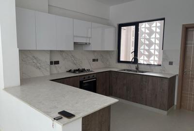 2 Bed Apartment with En Suite at Brookside