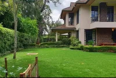 6 Bed Townhouse with En Suite in Karen