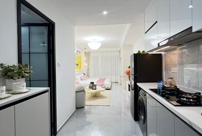 Studio Apartment with Swimming Pool in Kilimani - 2