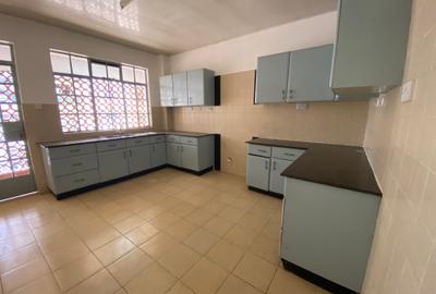 3 Bed Apartment with En Suite at Kilimani