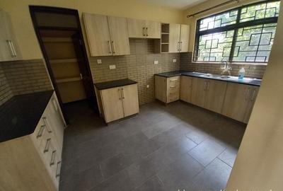 3 Bed Apartment with En Suite at Gitanga Road