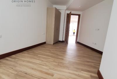 3 Bed Apartment with En Suite at Parklands