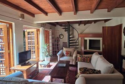 2 Bed House with En Suite at Rosslyn