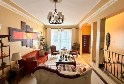 5 Bed Townhouse with En Suite in Westlands Area - 4