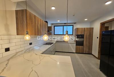 4 Bed Apartment with En Suite in Westlands Area - 3