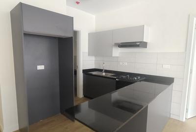 1 Bed Apartment with En Suite in Lavington - 2