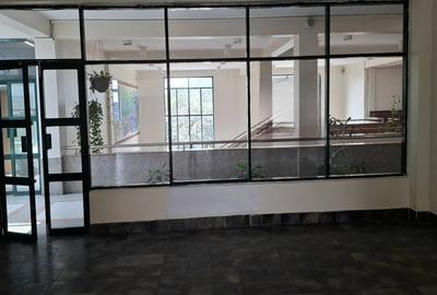 1,321 ft² Office at Sixth Parklands Avenue - 3