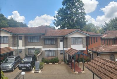 4 Bed House for Rent in Lavington