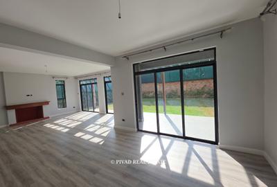 4 Bed Townhouse with Swimming Pool in Runda - 4