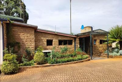 5 Bed House with En Suite in Kitisuru