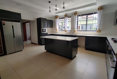 4 Bed Townhouse with En Suite in Kiambu Road