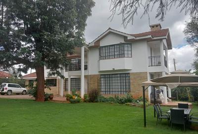 4 Bed House with En Suite at Karen Plains