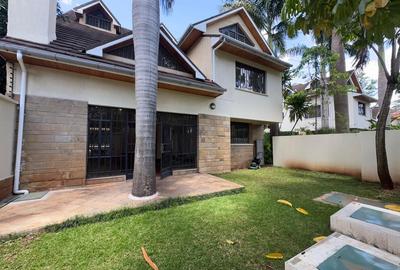 5 Bed Townhouse with En Suite in Lavington